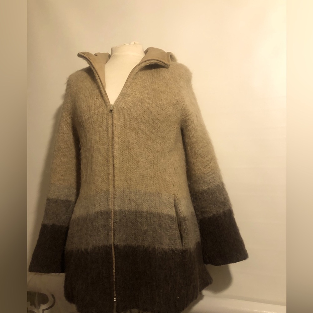 Rare 70’s vintage  Nordic warm stylish jacket + hood 100%wool  iceland village